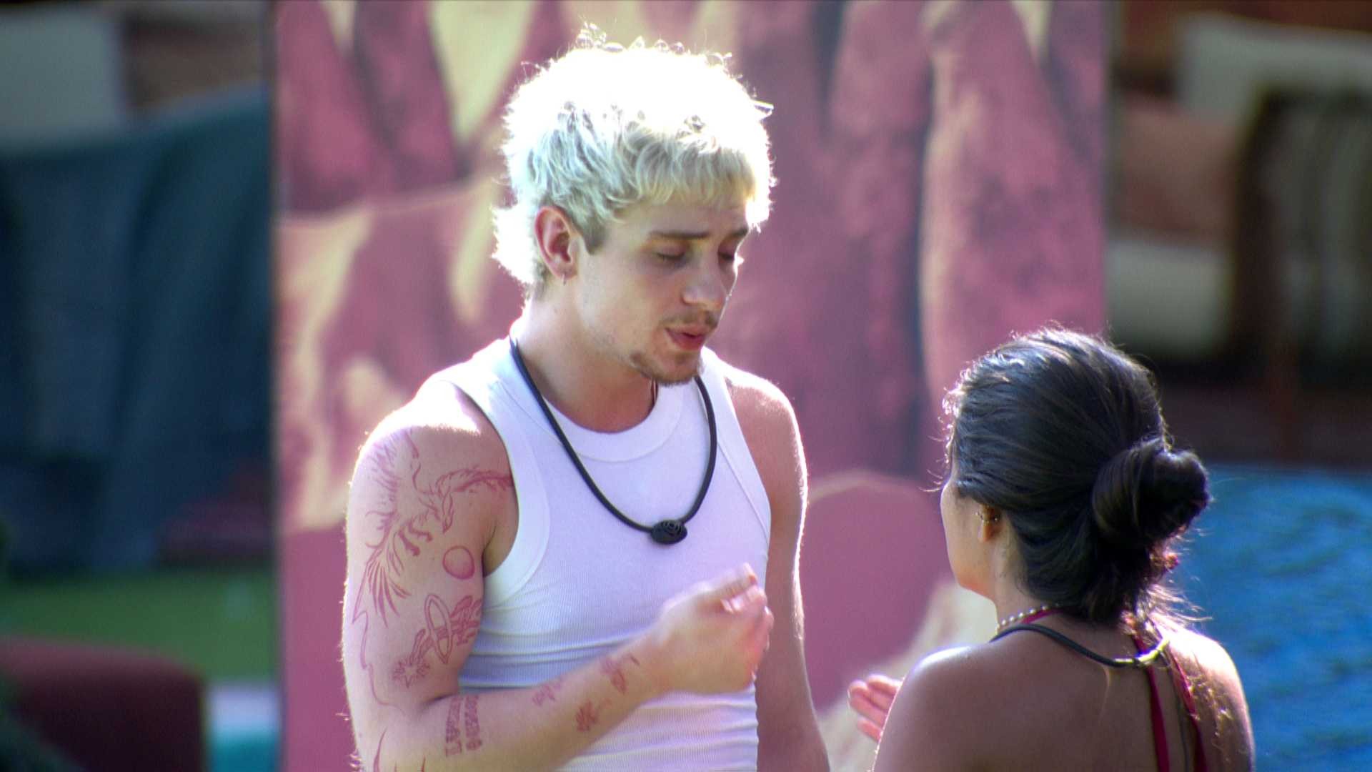 Juliano Floss explica desconfiança sobre Chaiany para Gabriela: 'Comecei a duvidar da genuinidade'