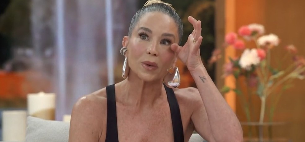 Dani Winits no Encontro com Patrícia Poeta — Foto: Globo