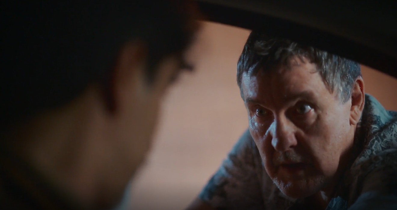 Em Coração Acelerado, Walmir sofre ameaça e se desespera: 'Tá querendo que eu roube meu filho?'