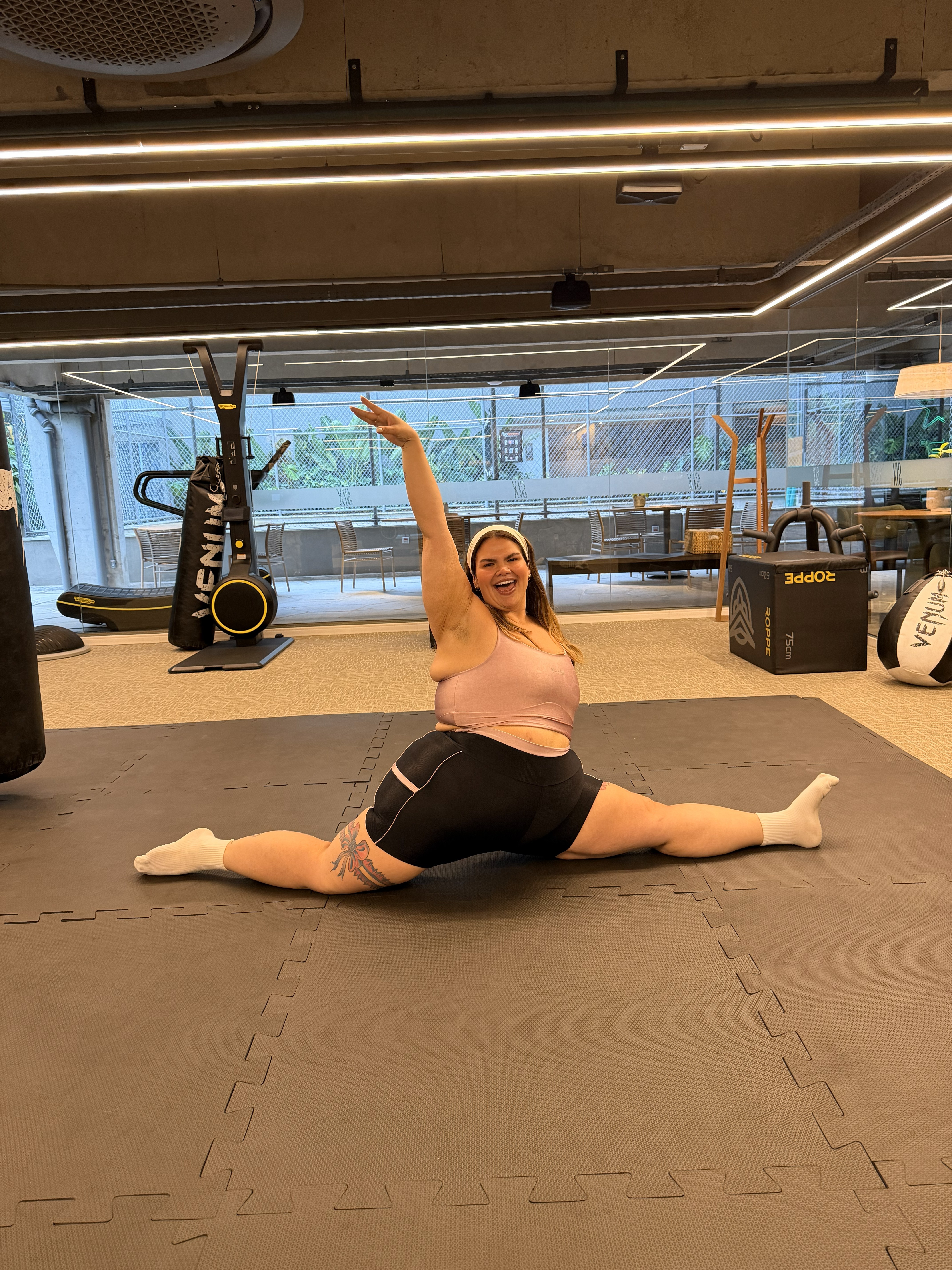 Thais Carla festeja perda de quase 80 kg e diz que isso mexeu com a libido: 'Vontade de experimentar novas posições'