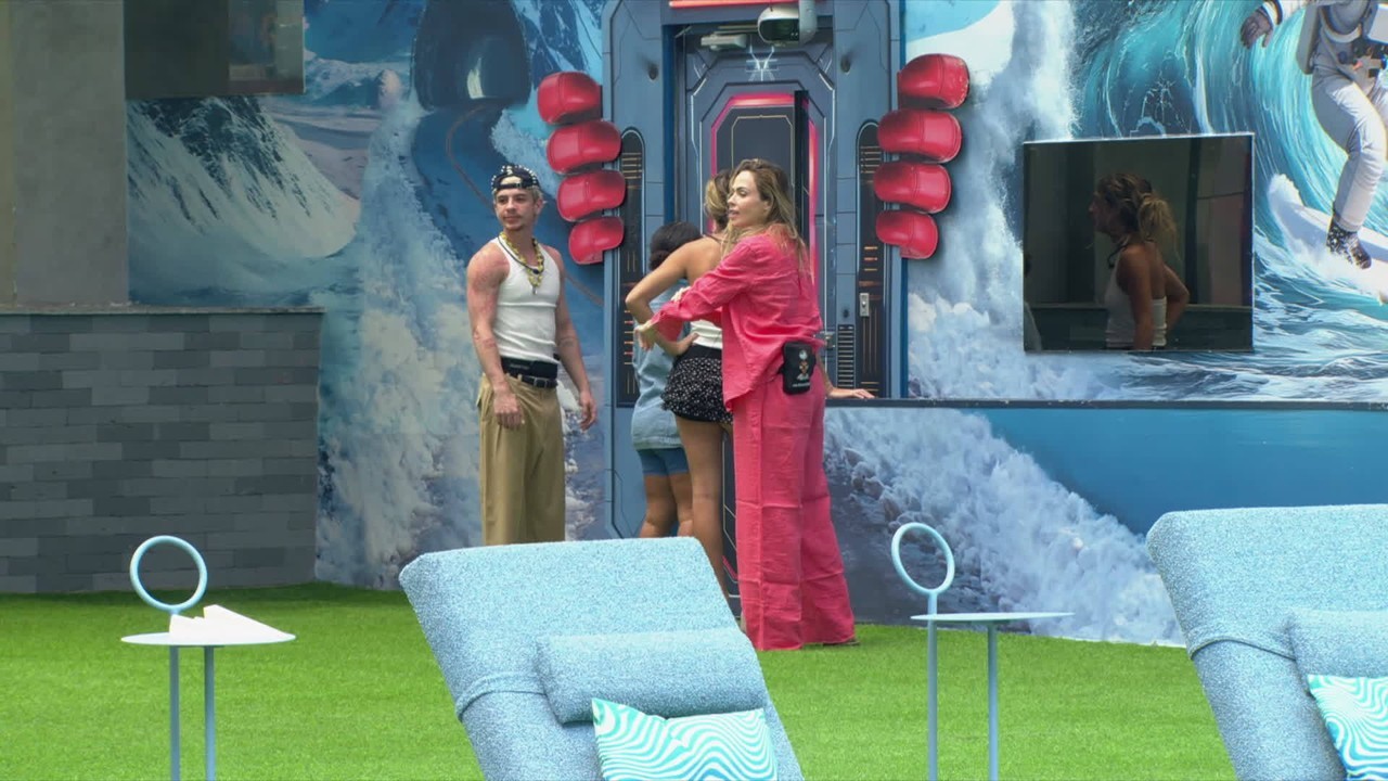 Jonas Sulzbach e Milena trocam farpas antes do Presente do Anjo e aliados defendem a sister