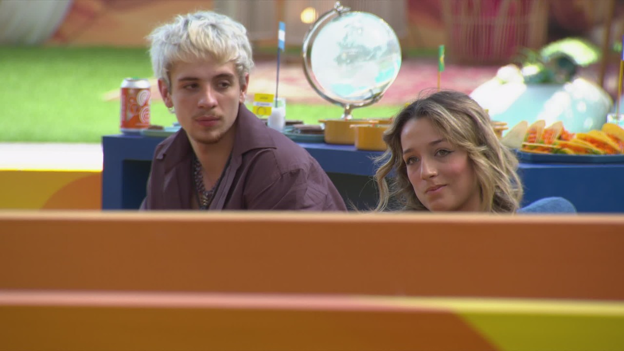 Ana Paula Renault consola Samira após ação, e sister reponde: 'Não chegue perto'