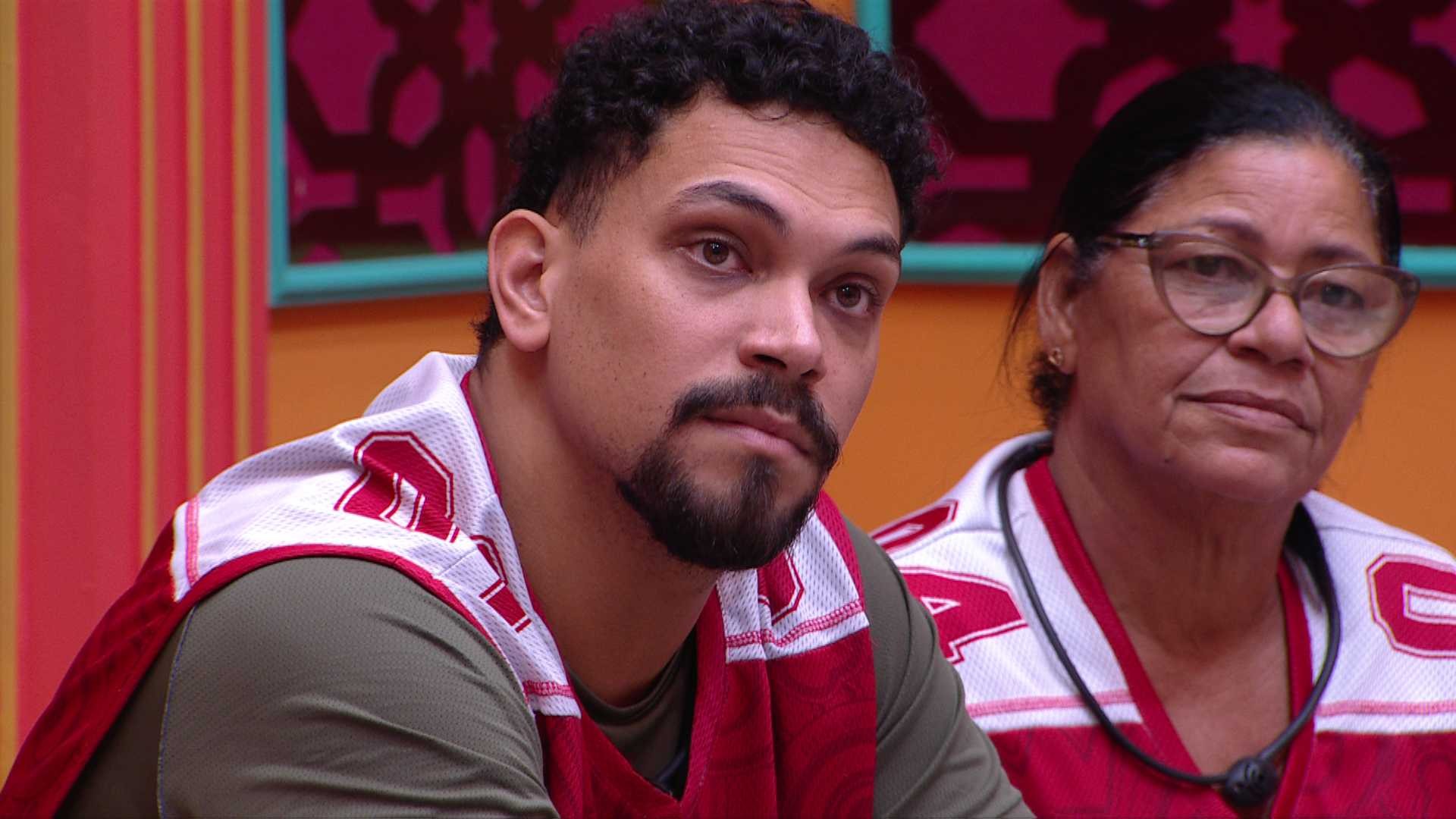 Em Contragolpe, Maike escolhe Vinícius para o Paredão com ele e Renata