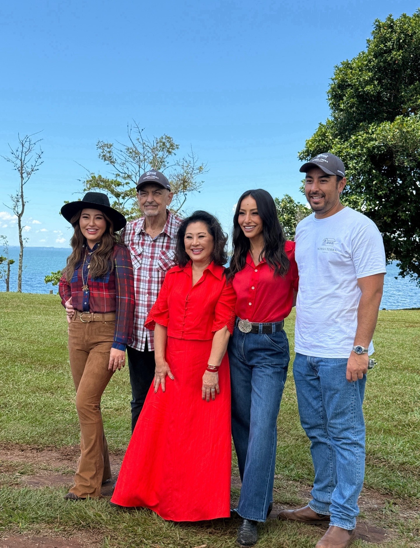Piscina, lago, capela e plantação de café: conheça a fazenda da família de Sabrina Sato no interior de SP