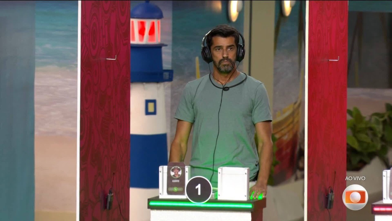 Alberto Cowboy aponta Breno como maior traidor da casa do BBB 26 no Sincerão Linha Direta