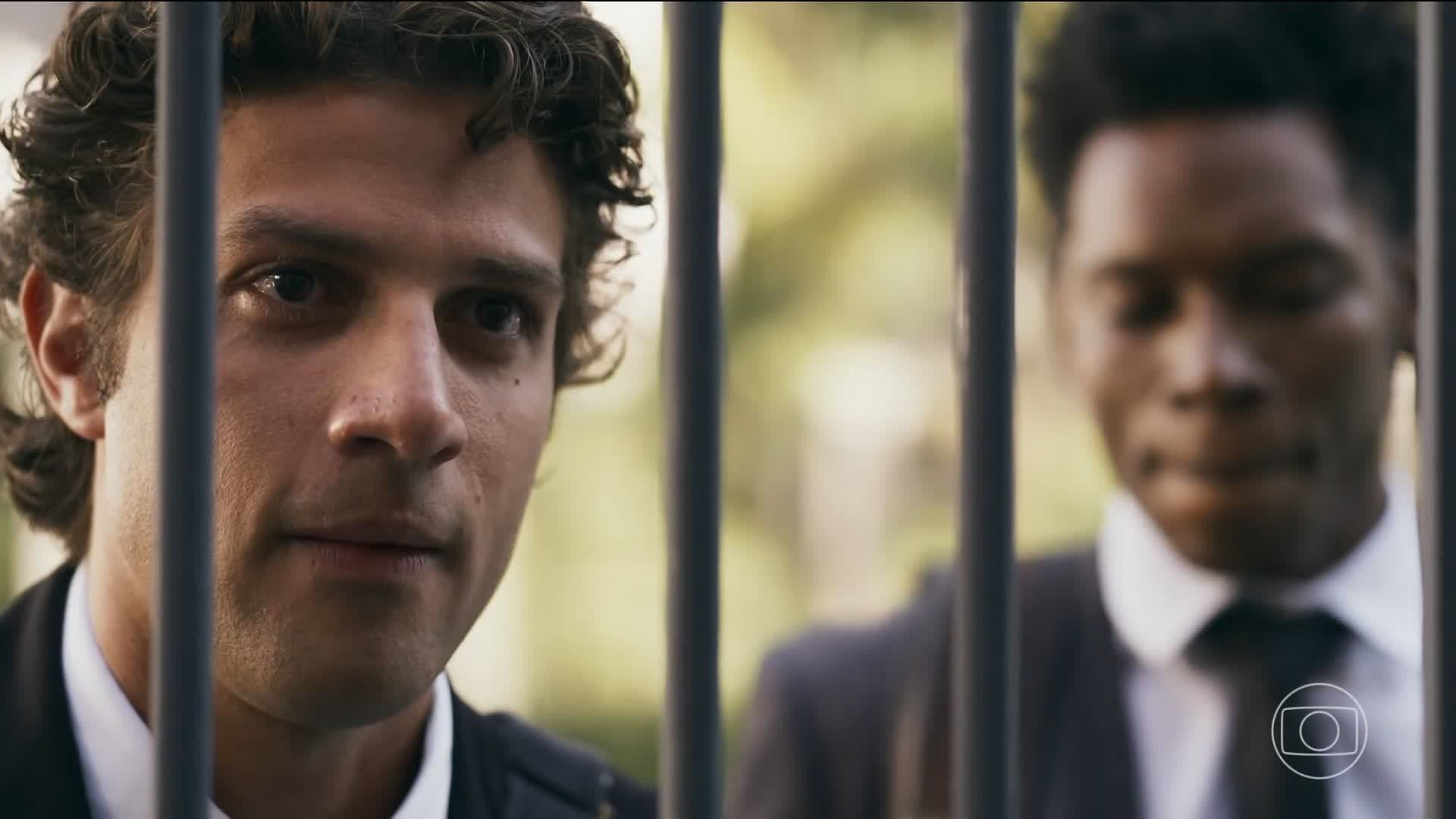 Mell Muzzillo e Marcello Melo Jr. trocando alianças, com Lexa ao fundo sorrindo