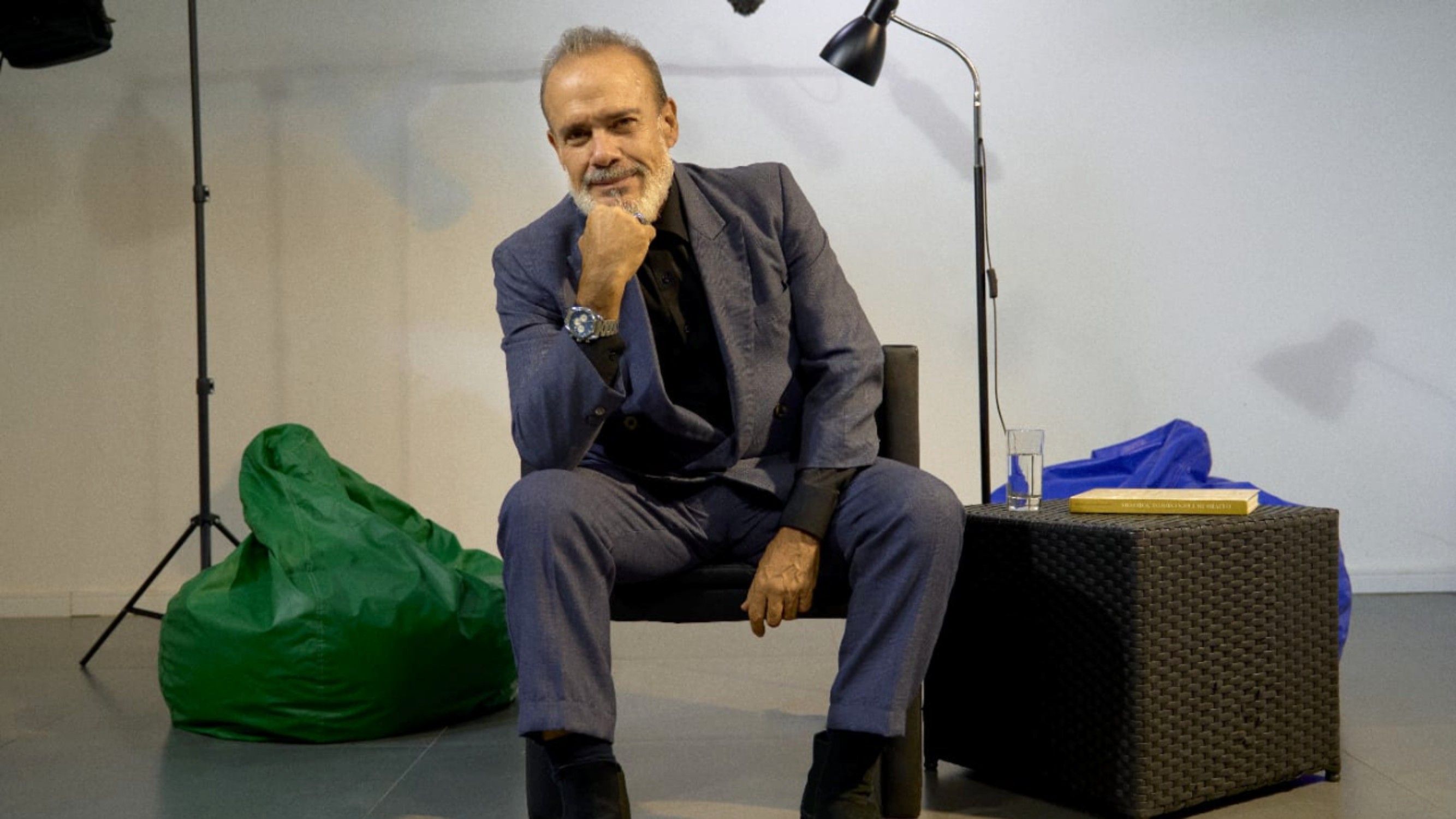 Após perder 60 Kg, André Mattos diz que novo shape atrai cantadas: 'Meu peito cabeludo mexe com fetiche'