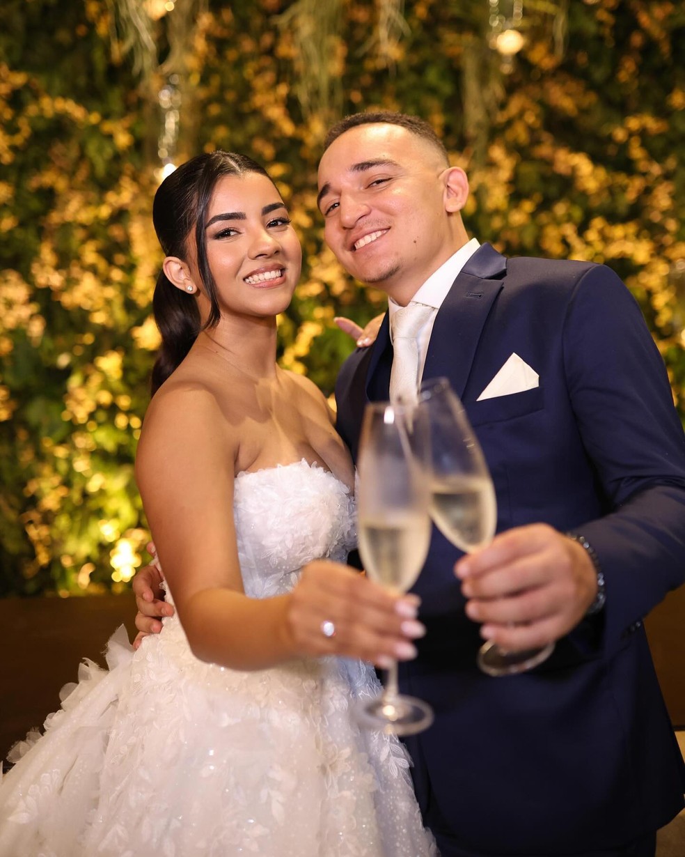 Ary Mirelle posta fotos de casamento — Foto: Instagram