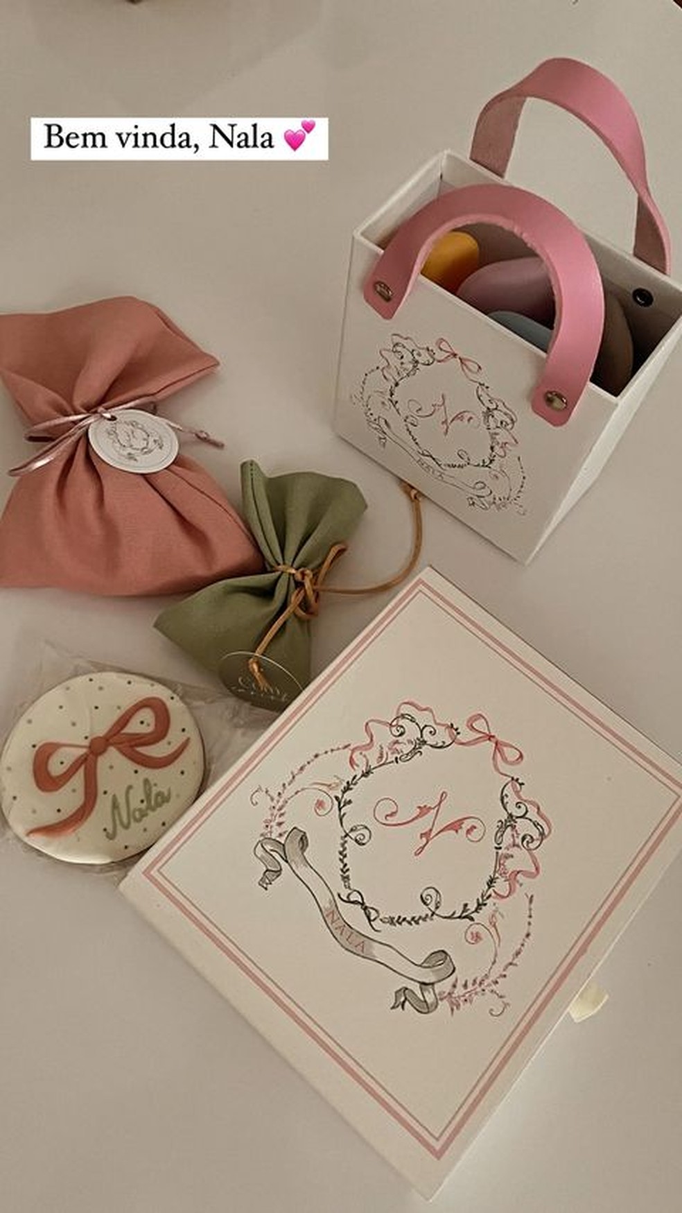 Lembrancinhas do nascimento de Nala — Foto: Reprodução