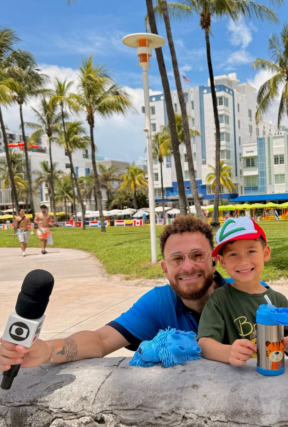 Na companhia do filho, Cris, Fred Bruno está em Miami para cobrir a Copa do Mundo — Foto: Reprodução/Instagram