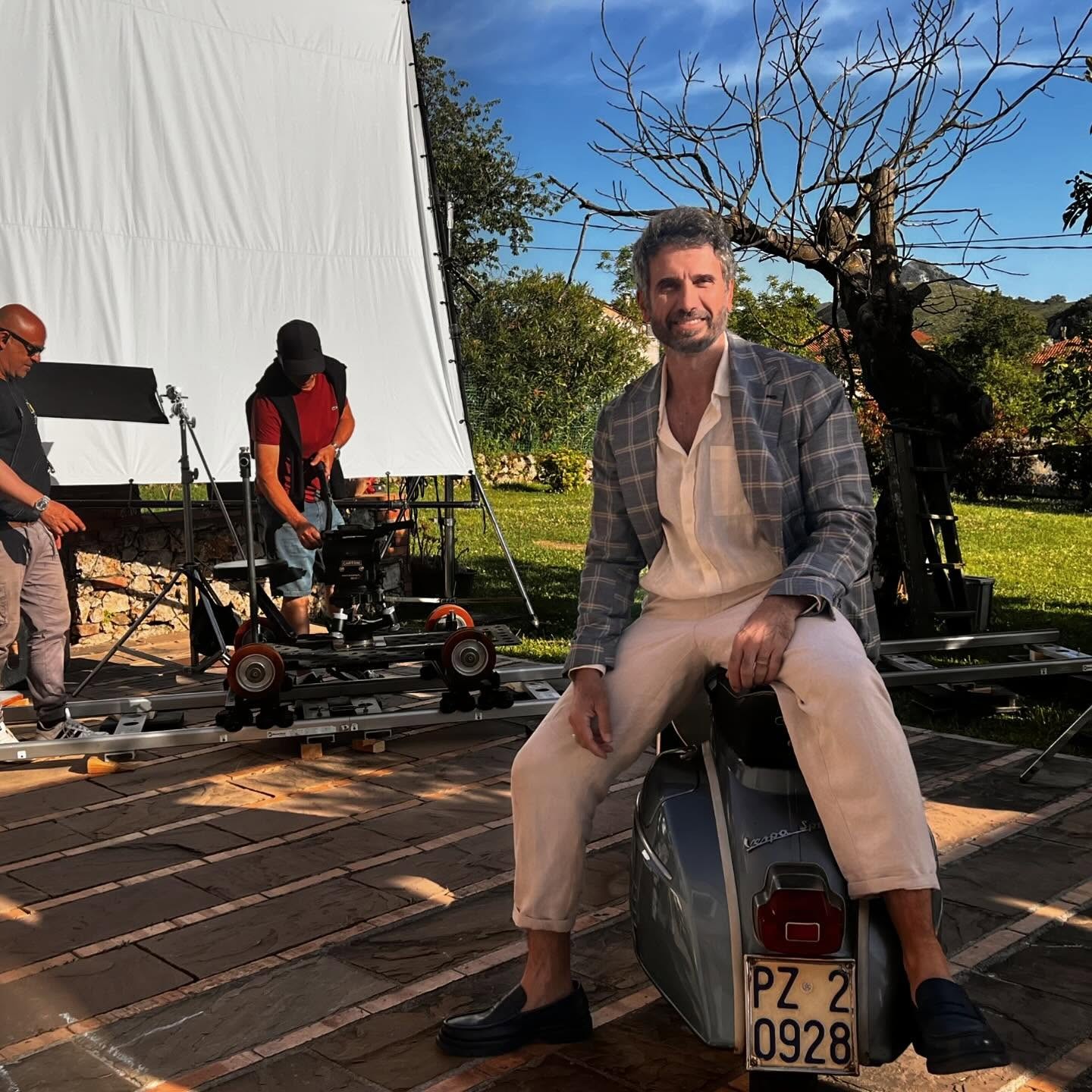 Eriberto Leão filma na Itália e se surpreende com coincidência: ‘Na cidade do meu tataravô’