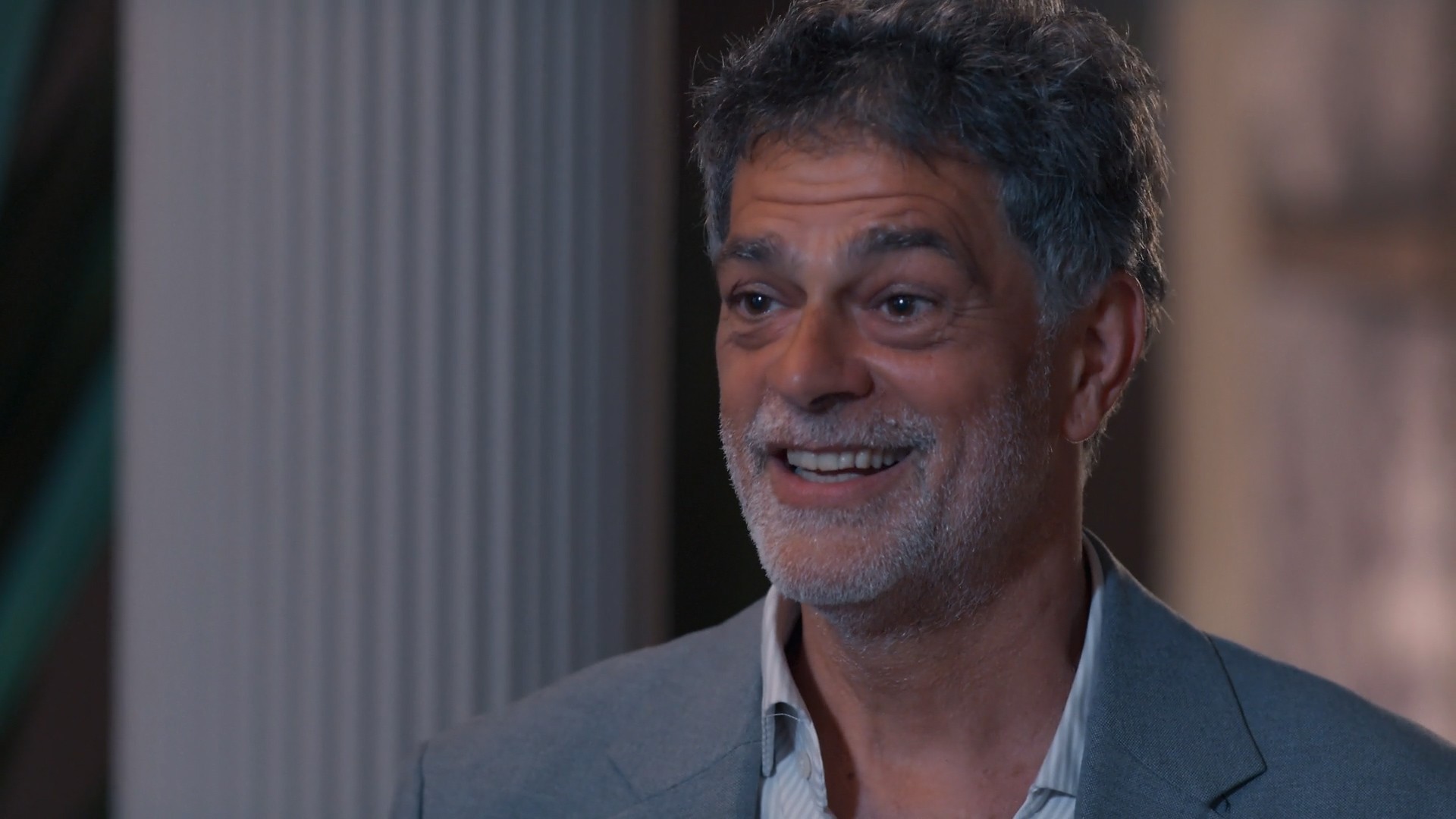 Três Graças: veja a reação dos personagens ao retorno de Rogério