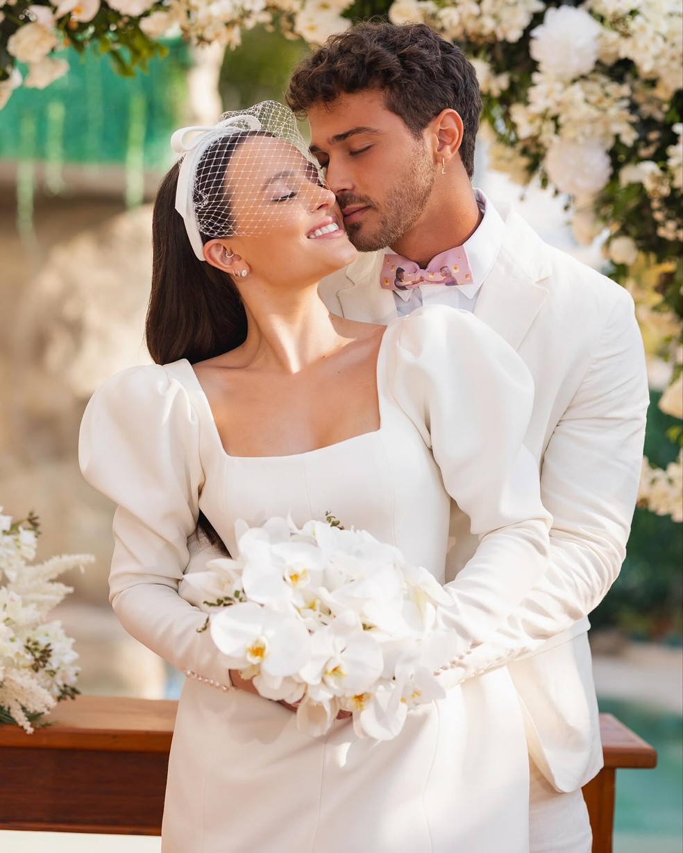 André Luiz Frambach e Larissa Manoela — Foto: Instagram
