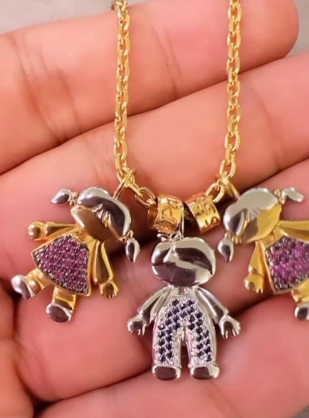 Presente que Virgínia e Zé Felipe deram para Leonardo  — Foto: Reprodução/Instagram