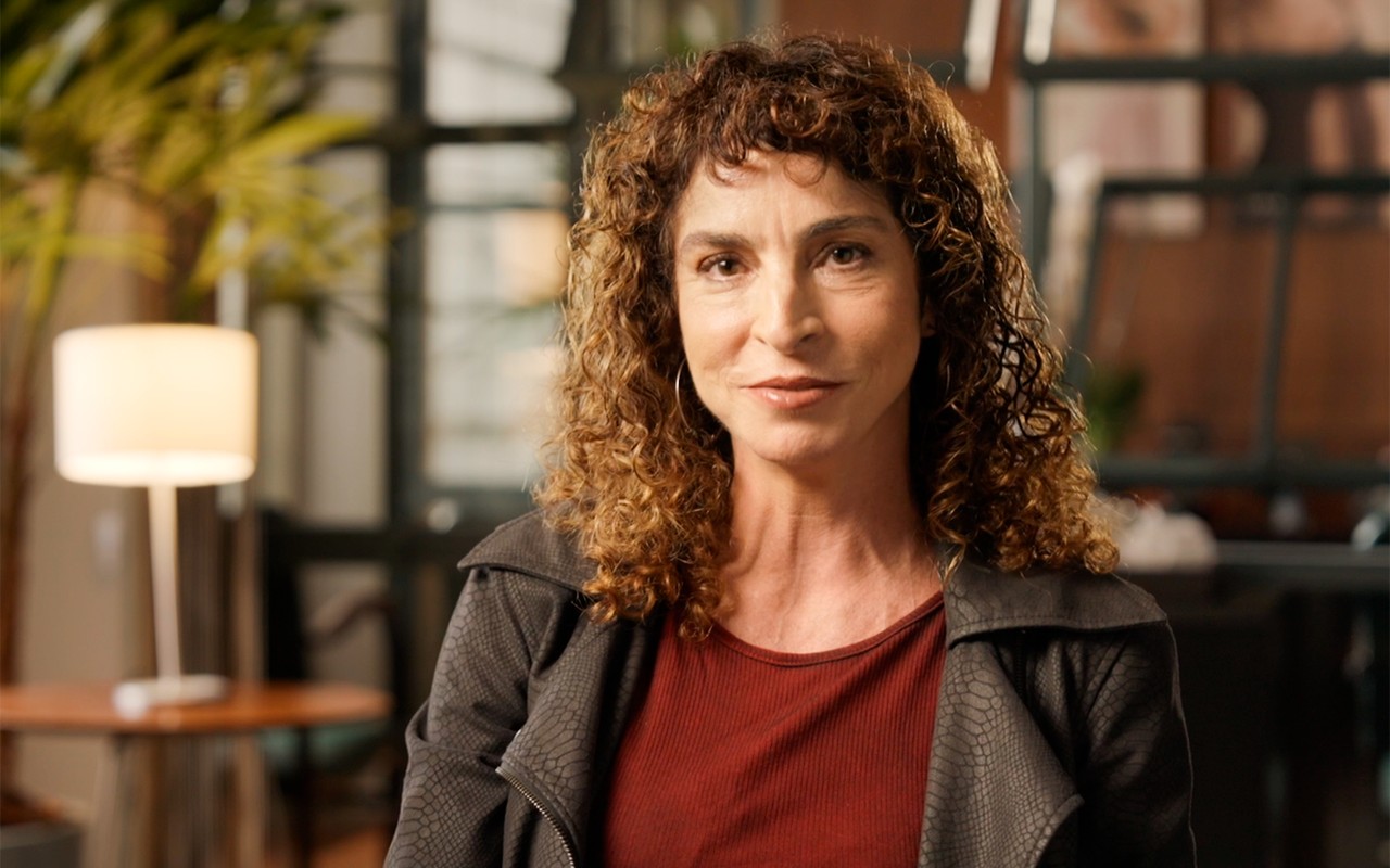 Rosane Svartman adianta: final de Dona de Mim vai ter ‘fogo e paixão, literalmente’