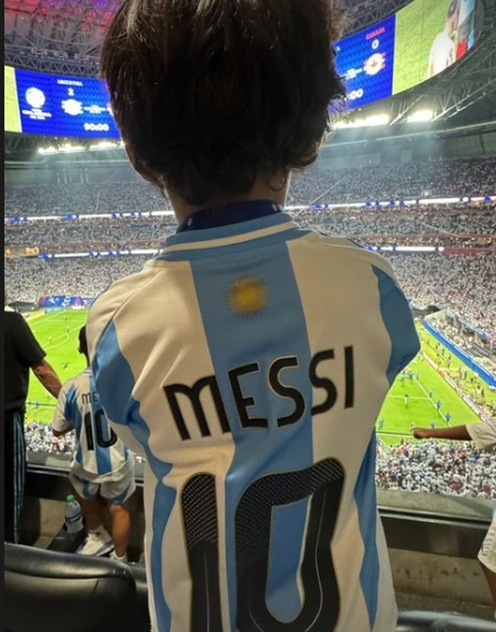Mateo Messi no estádio — Foto: Instagram