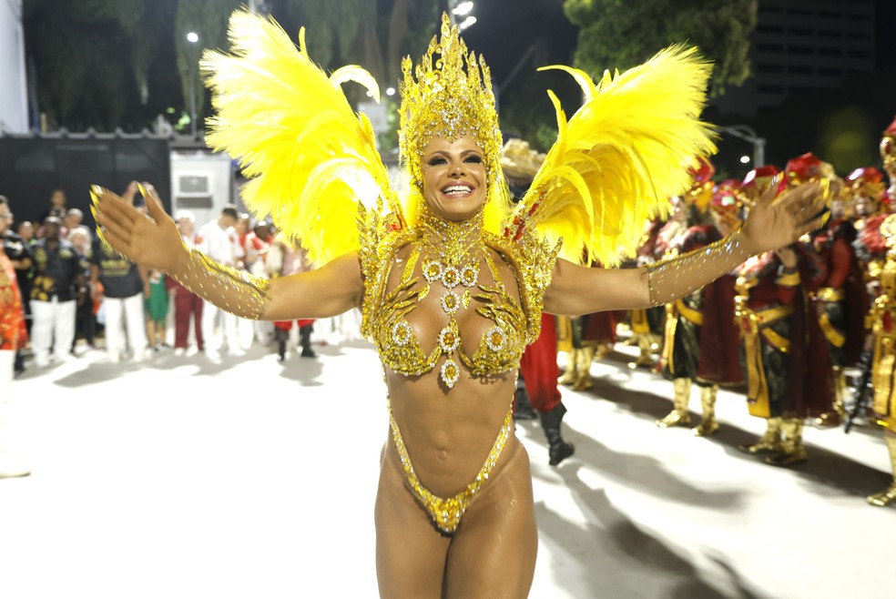 viviane araujo