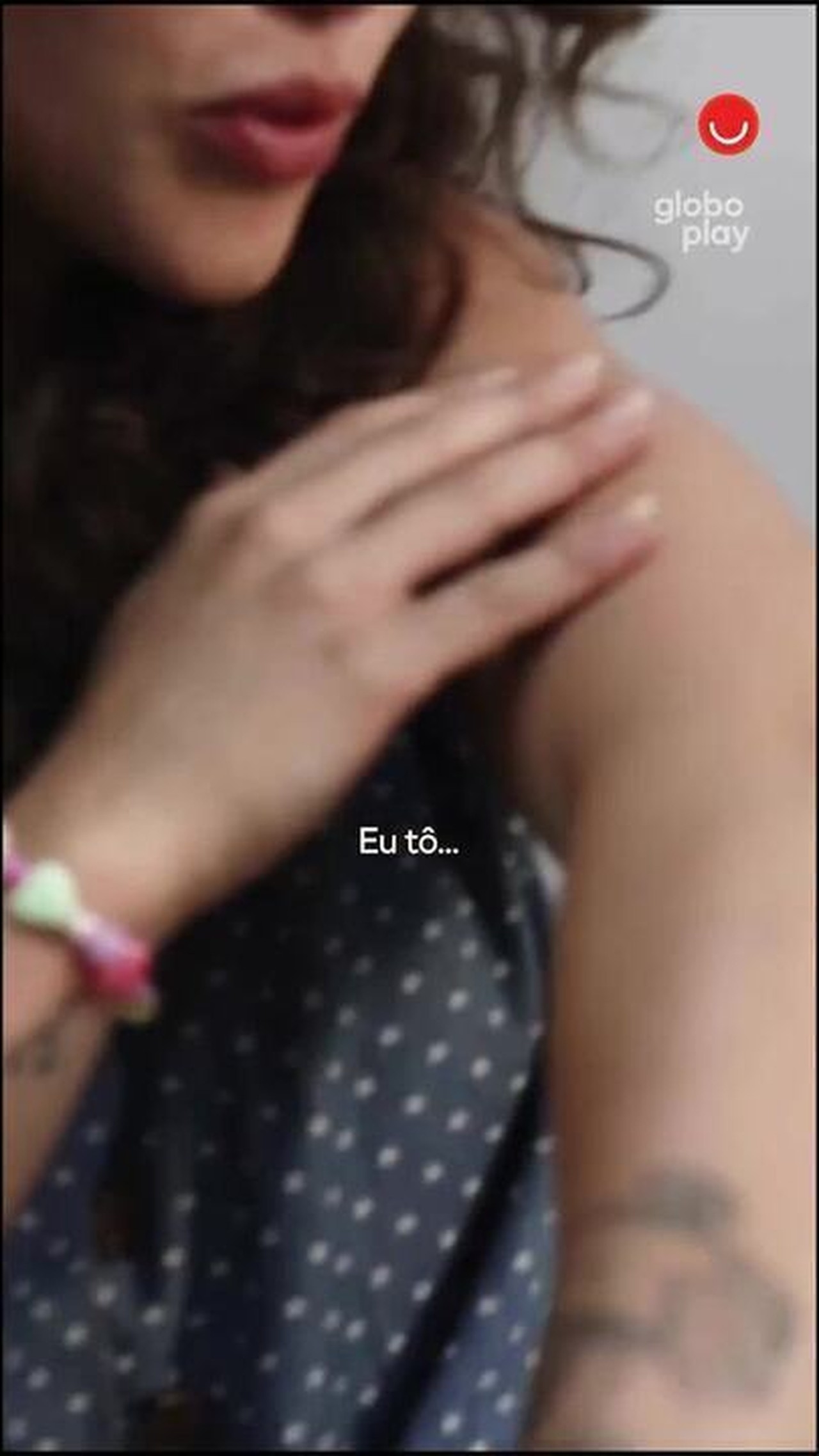 Fernanda Paes Leme revela bastidores de cena de briga em Uma Babá Milionária: 'A gente se machucou'