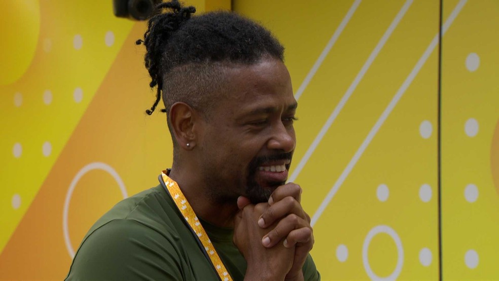 Leandro Boneco inaugura Quarto do Líder e vê foto de Lilica, sua filha: 'Que saudade que papai tá' — Foto: Globo