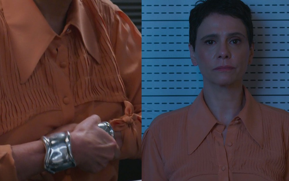 Em Vale Tudo, tia Celina tira suas joias e vai para a cadeia — Foto: Globo