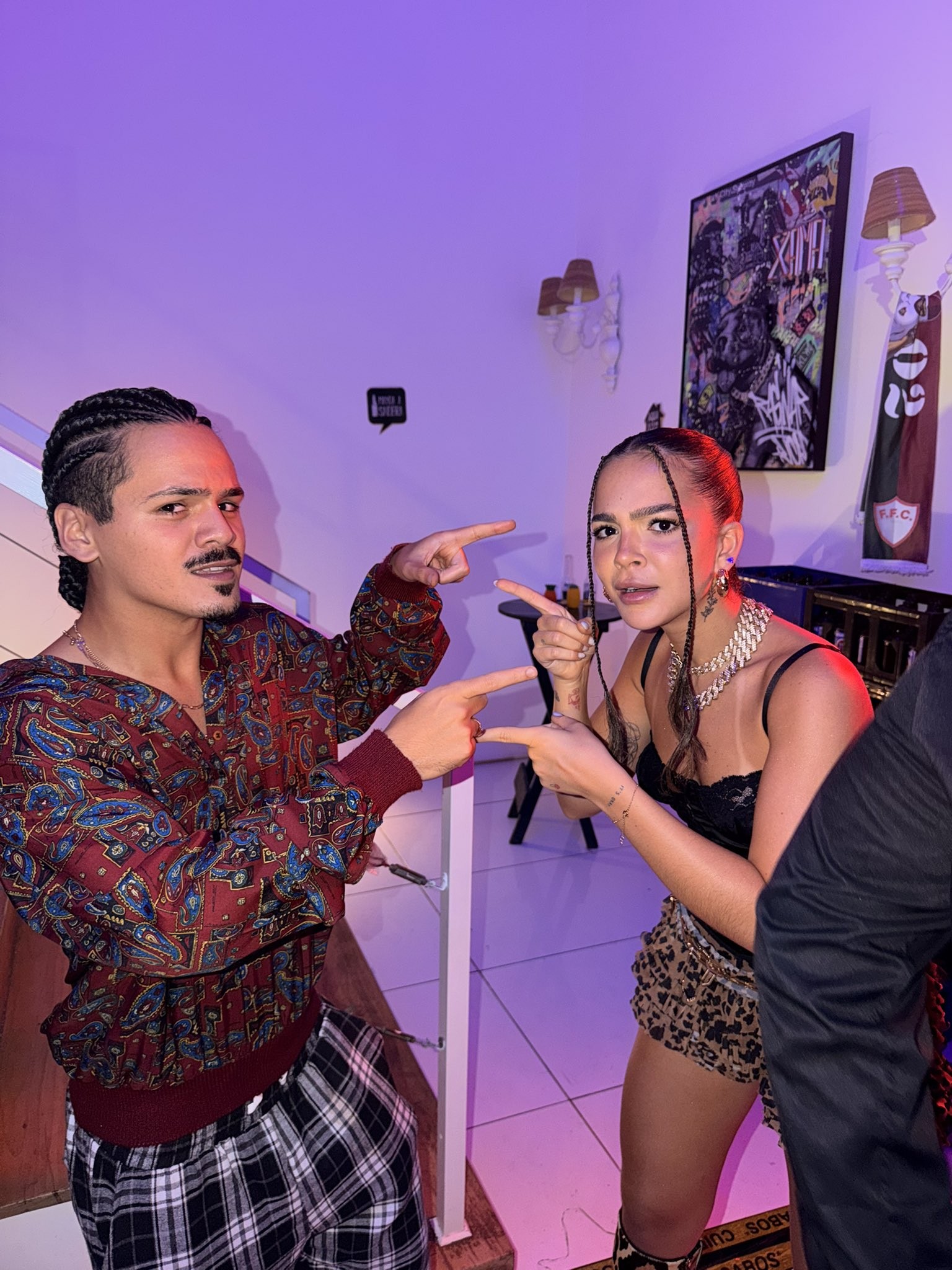 Ator de Três Graças 'muda nome' e se diverte com semelhança com Mel Maia: 'Separados no lixão da mãe Lucinda'