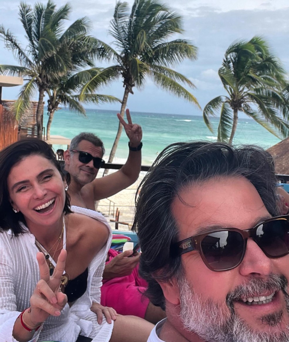 Giovanna Antonelli, Murilo Benício e o marido da atriz, Leonardo Nogueira — Foto: Reprodução Instagram
