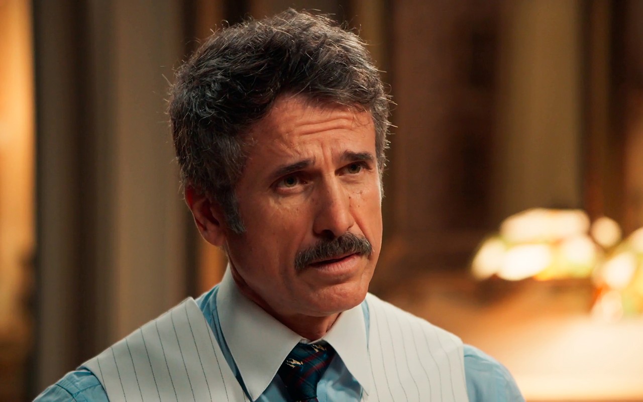 Em Êta Mundo Melhor!, Ernesto fica chocado com exigência: ‘Quero que seja meu pai’