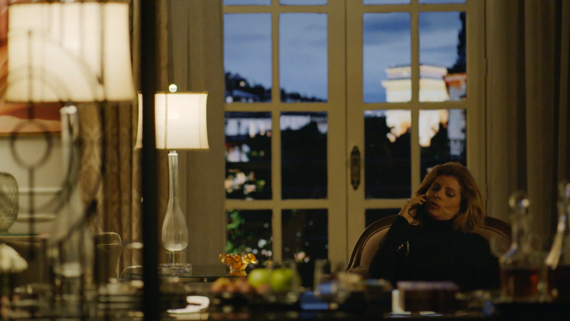 Odete Roitman estreia em Vale Tudo, e internautas ficam 'aterrorizados': 'A dona do caos chegou'