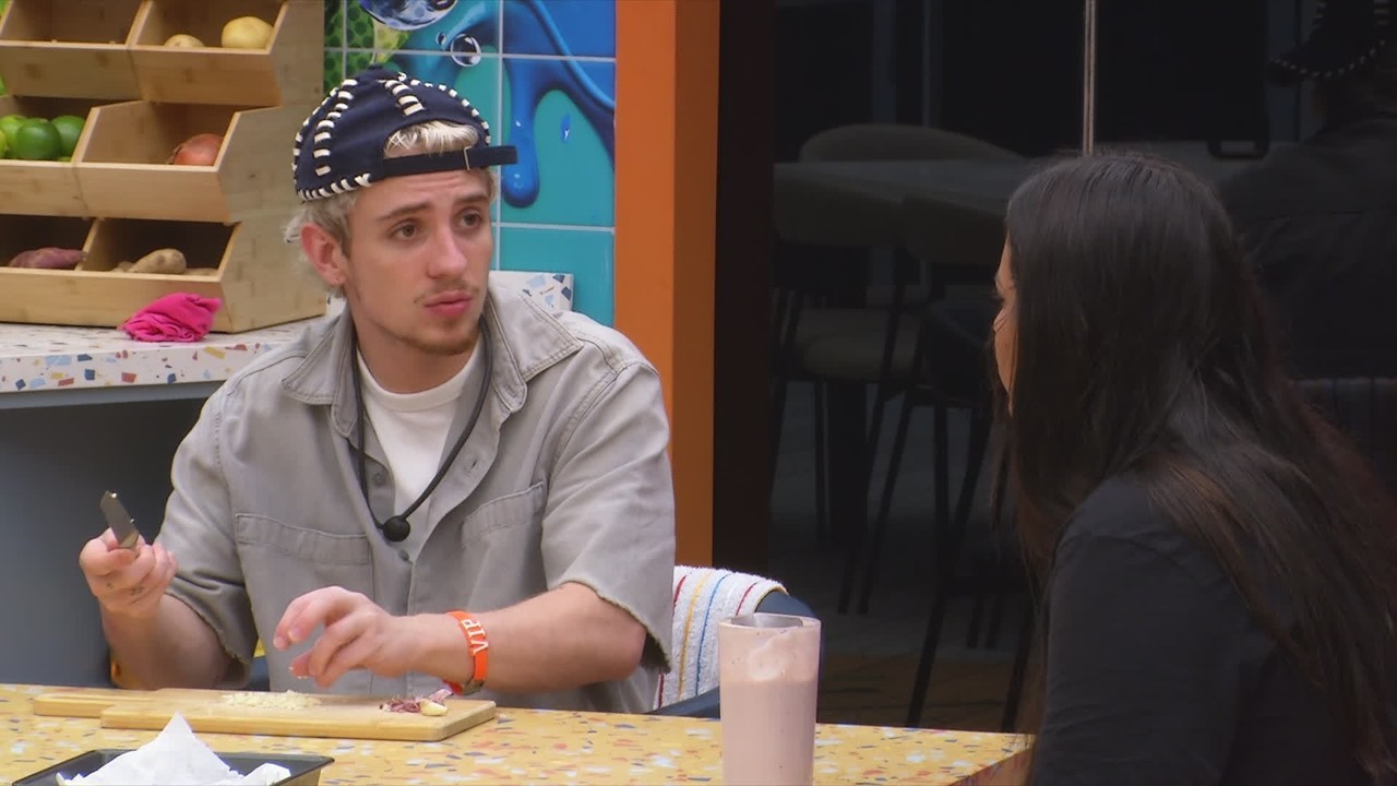 Chaiany questiona Juliano após briga com Samira, e ele diz: 'Nem as próprias roupas ela organiza'