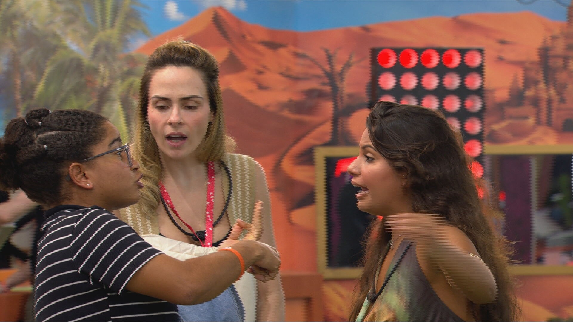 Milena e Gabriela discutem após Sincerão: 'Se finge de besta'