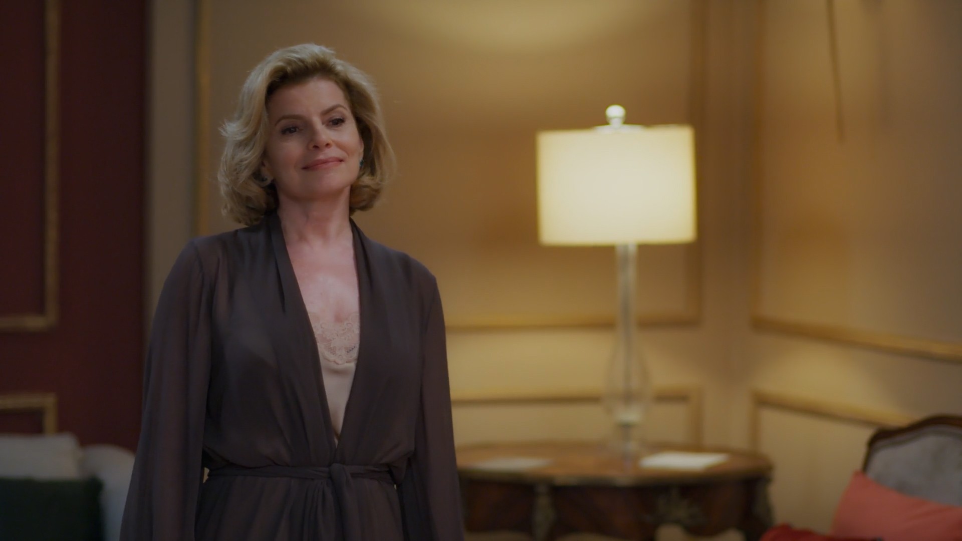 Vale Tudo: Odete recebe visita especial antes de morrer