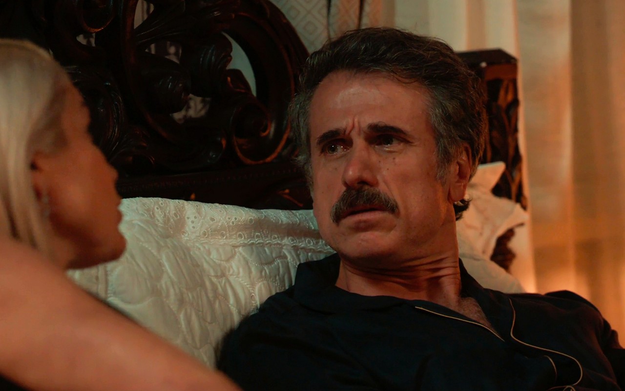 Êta Mundo Melhor!: Ernesto fica horrorizado com novo plano sórdido de Sandra