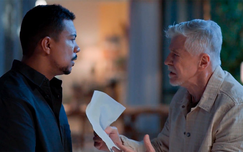 Bagdá aconselha Kasper sobre as Três Graças — Foto: Globo