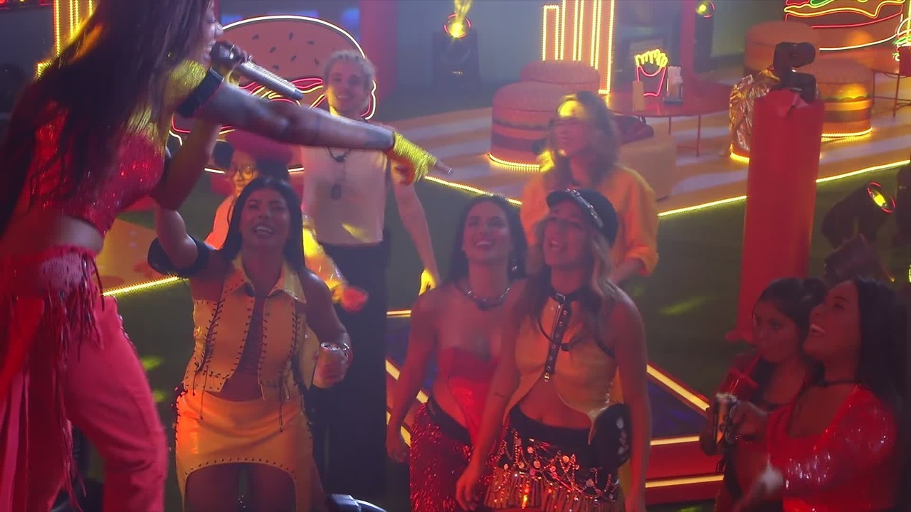Ludmilla comemora aniversário de Chaiany no BBB 26: 'É hoje!'