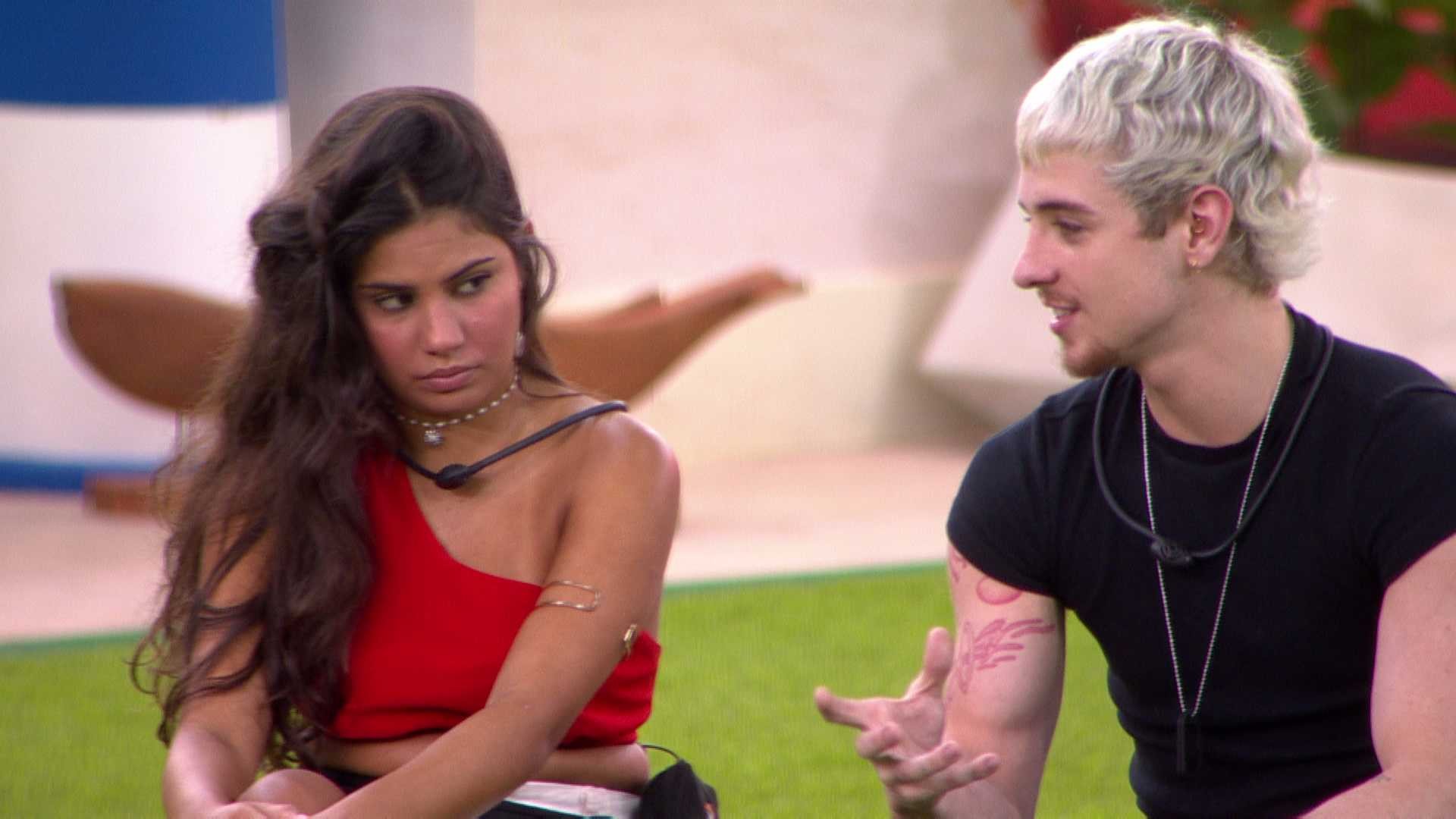 Juliano Floss explica estratégia para Gabriela: 'Te coloquei ali só para você saber ao vivo'