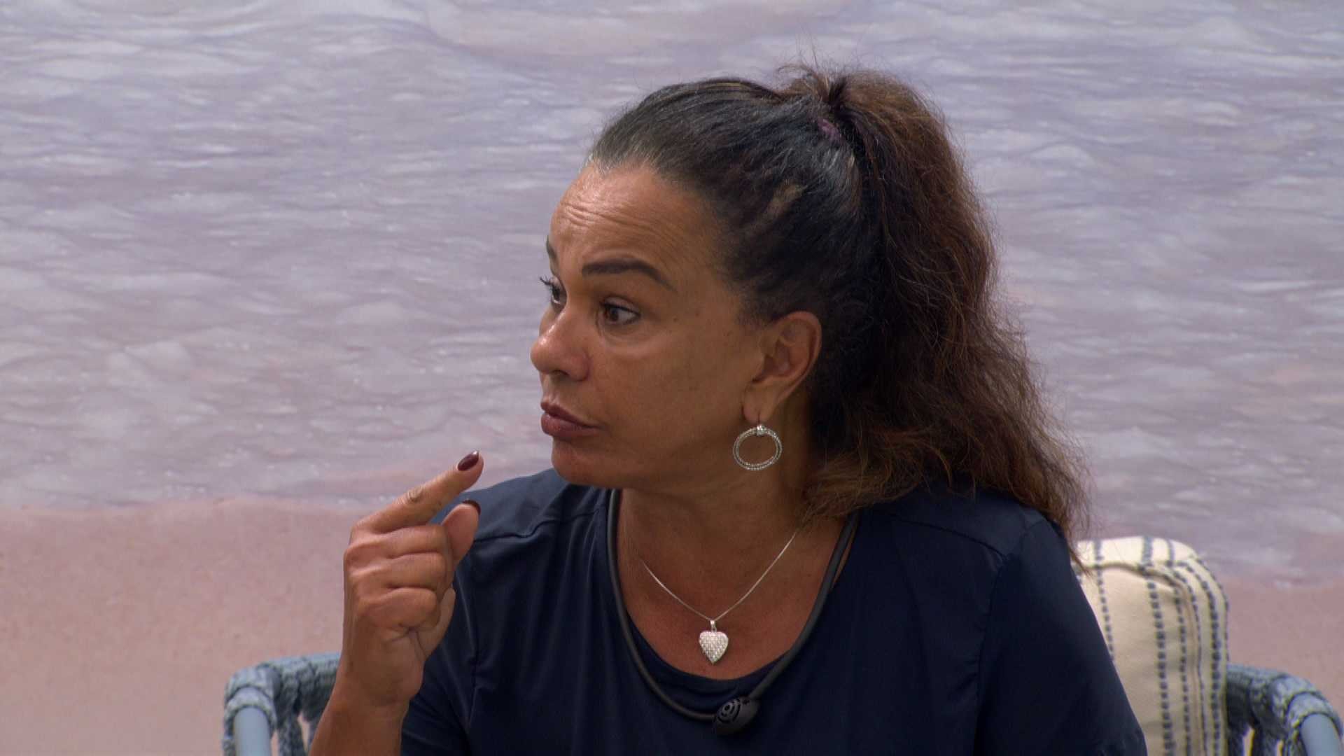 Solange Couto alerta brothers sobre Chaiany: 'A gente tem que ter muito cuidado'
