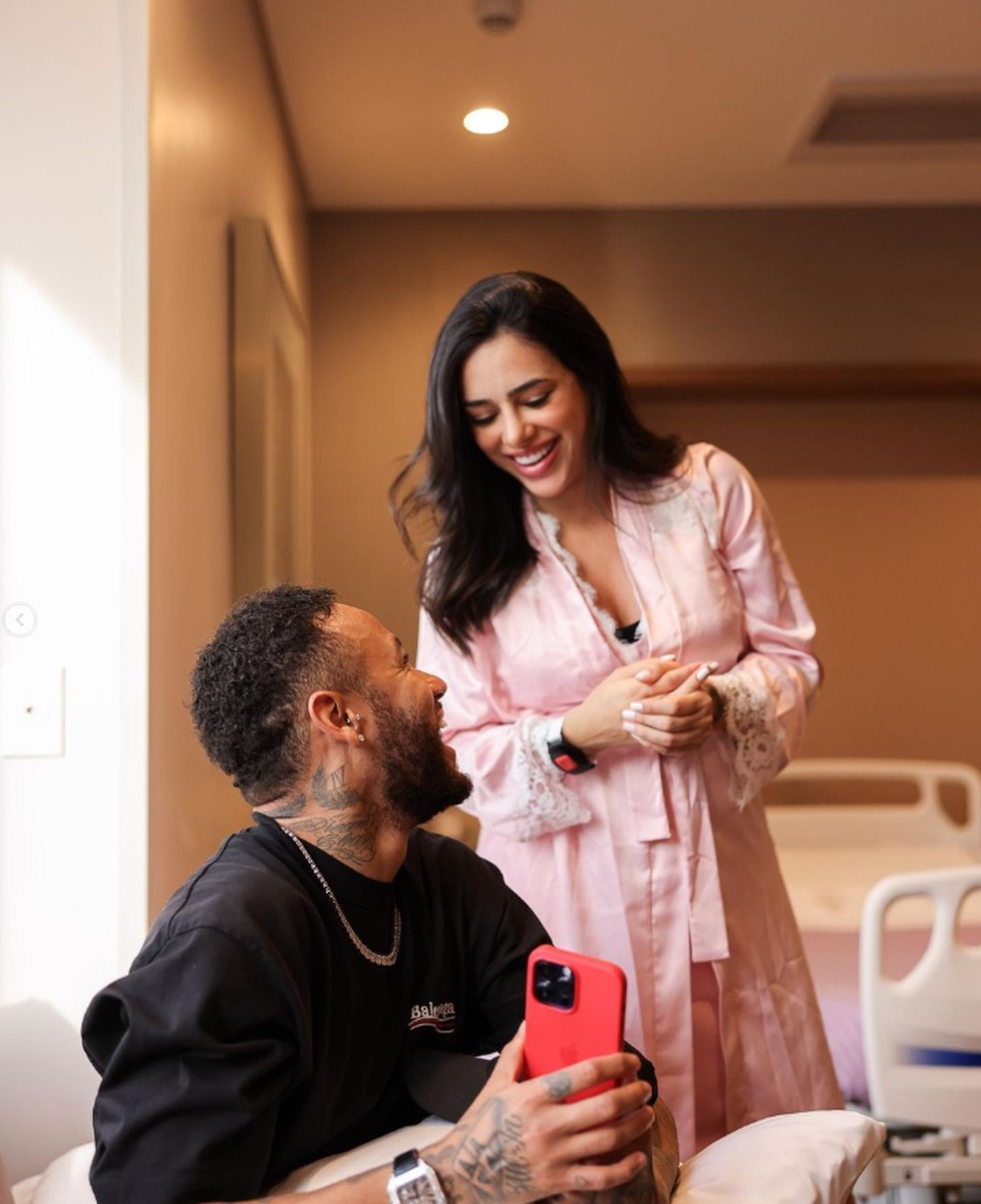 Bruna Biancardi e Neymar celebram chegada de Mavie — Foto: Instagram