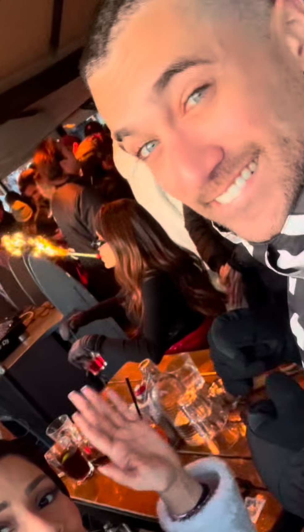 Lexa, Anitta e Ricardo Vianna em viagem — Foto: Reprodução/Instagram