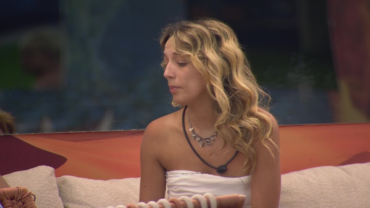 Samira desabafa com Chaiany após atrito: 'Vai, briga comigo na frente dela'