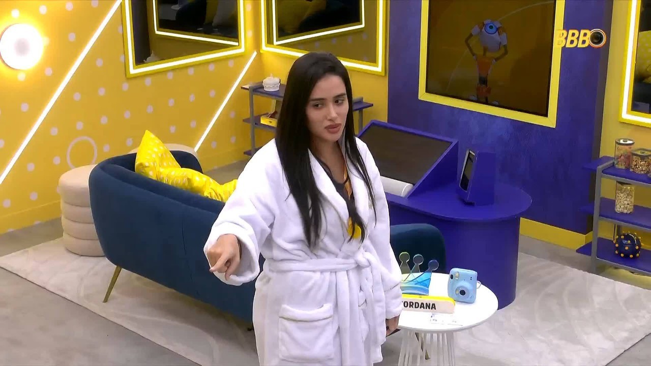 Jordana critica atitude de Leandro Boneco no BBB 26: 'Tentou jogar sujo'