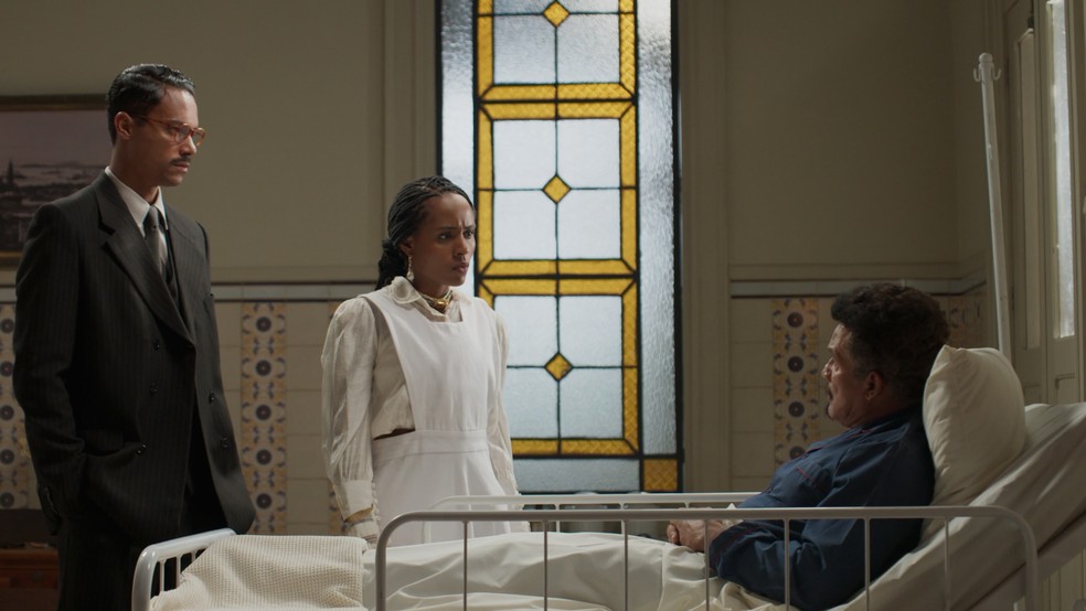 A Nobreza do Amor: Alika consegue entrar no quarto do hospital em que Nilo Peçanha está  — Foto: TV Globo