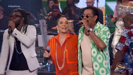 É O Tchan e Sarajane cantam 'A Dança do Bumbum'