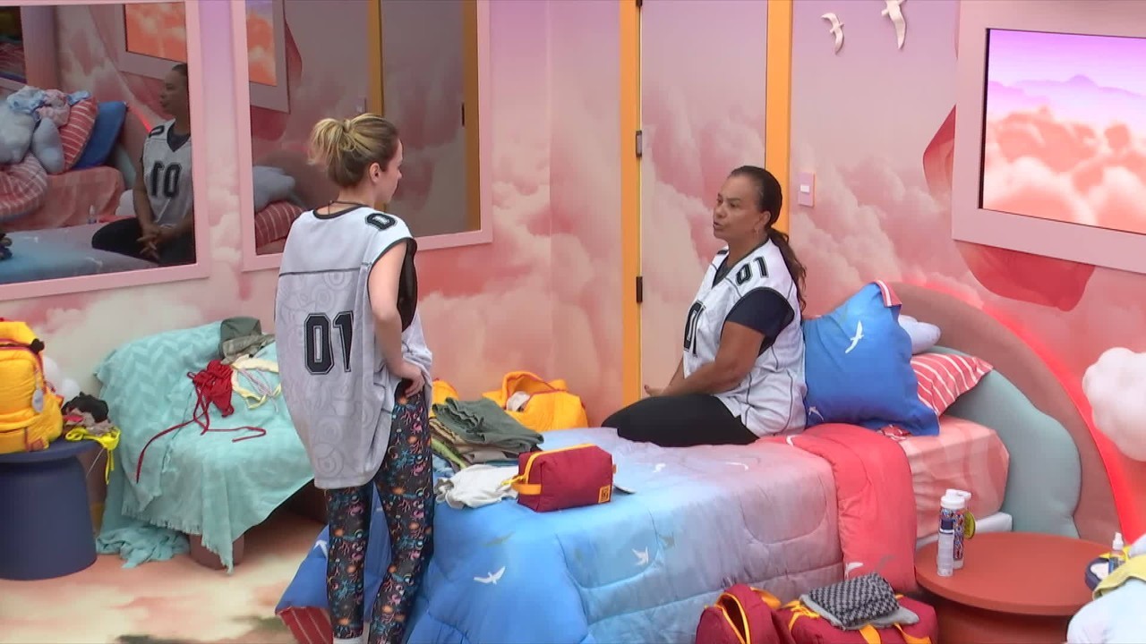 Ana Paula Renault questiona 'gelo' de Solange Couto, e atriz diz: 'Eu tenho direito ao meu silêncio'