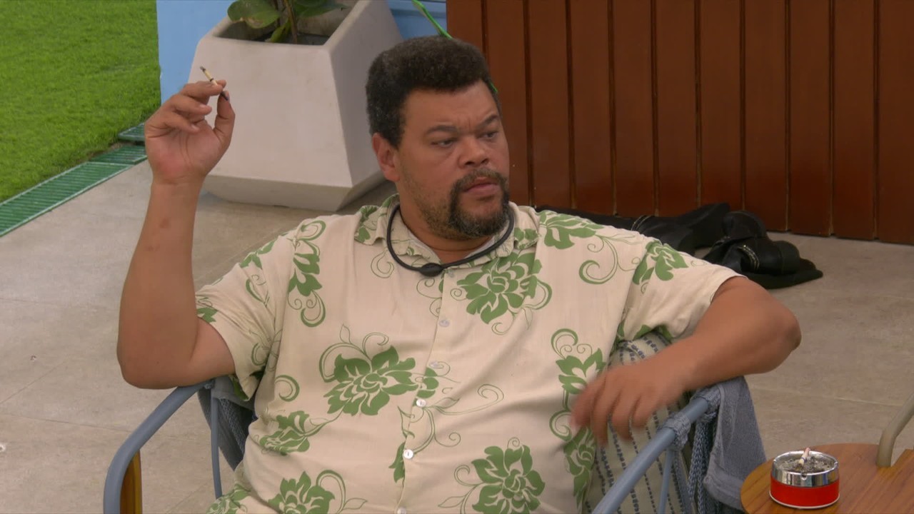 Babu Santana faz críticas a sister e diz: 'Eu lá vou ter medo de Ana Paula?'