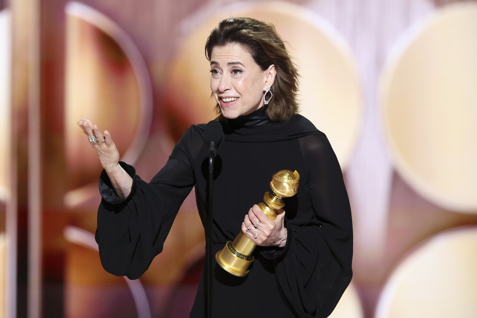 Fernanda Torres vence Globo de Ouro de 'Melhor Atriz de Drama' pelo filme Ainda Estou Aqui — Foto: Getty Images