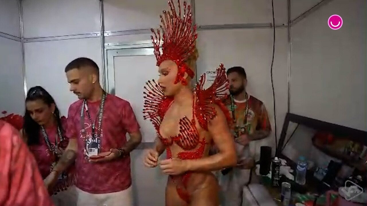 Virginia revela truque para não mostrar demais: 'Impossível minha perereca aparecer'