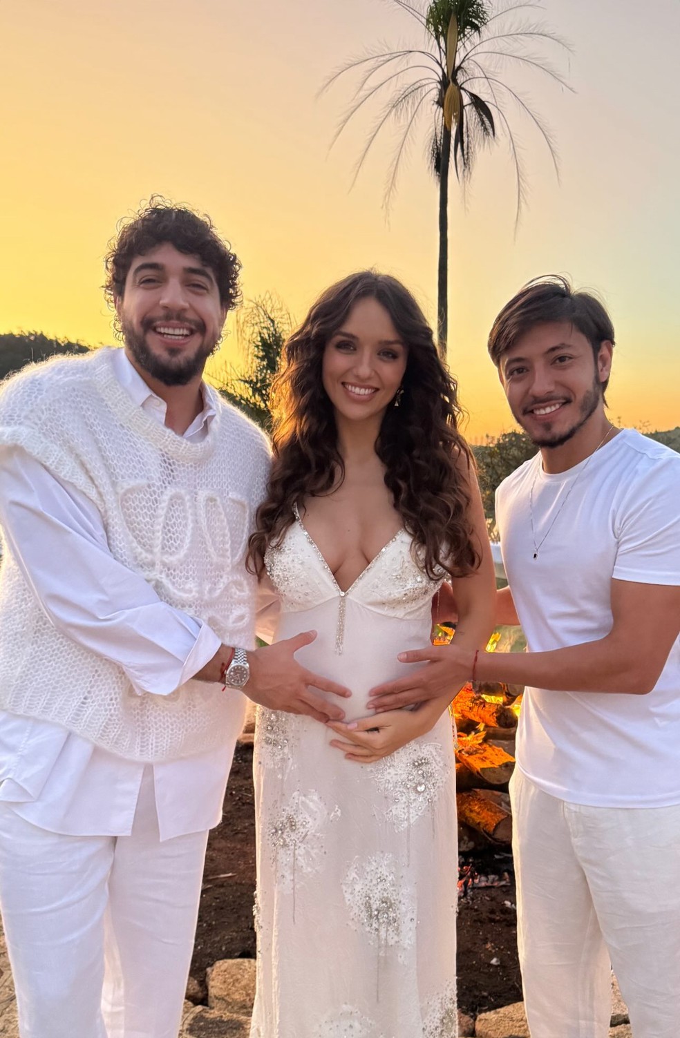 Nattan e Rafa Kalimann ao lado de Igor Fernandes, amigo do casal — Foto: Reprodução/Instagram