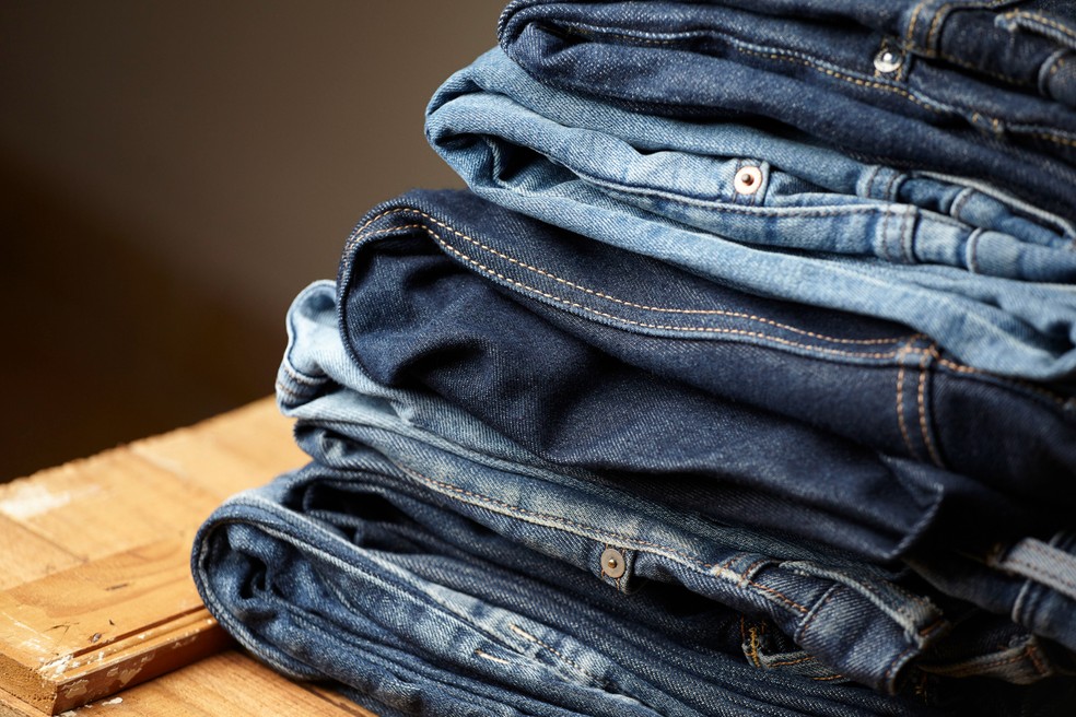 Jeans rastreável: como esta estratégia impacta o meio ambiente e o consumidor? — Foto: Freepik
