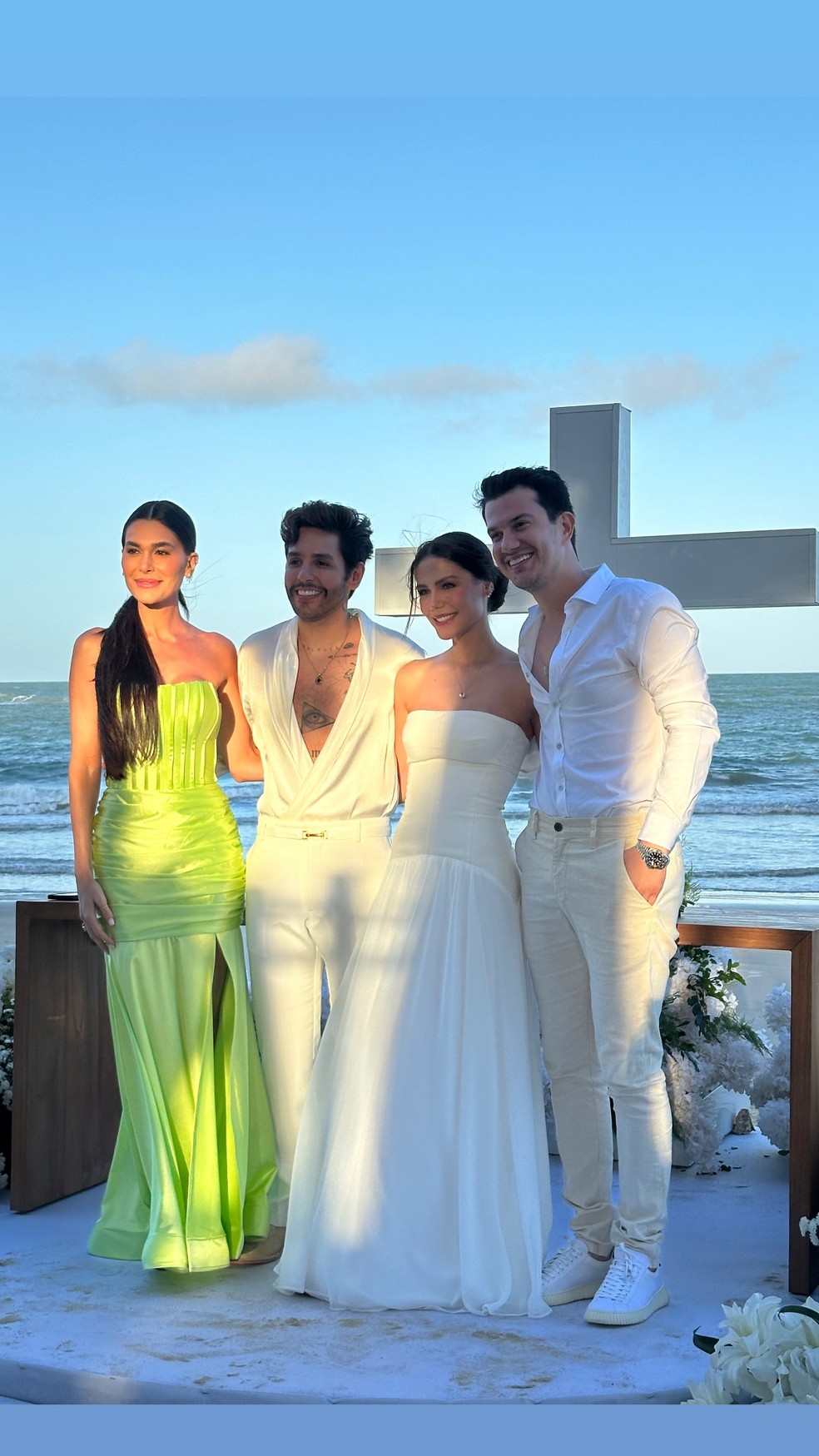 Guilherme com a mulher Marcela Fortunato ladeados por Juliete de Pieri e Hugo — Foto: Instagram