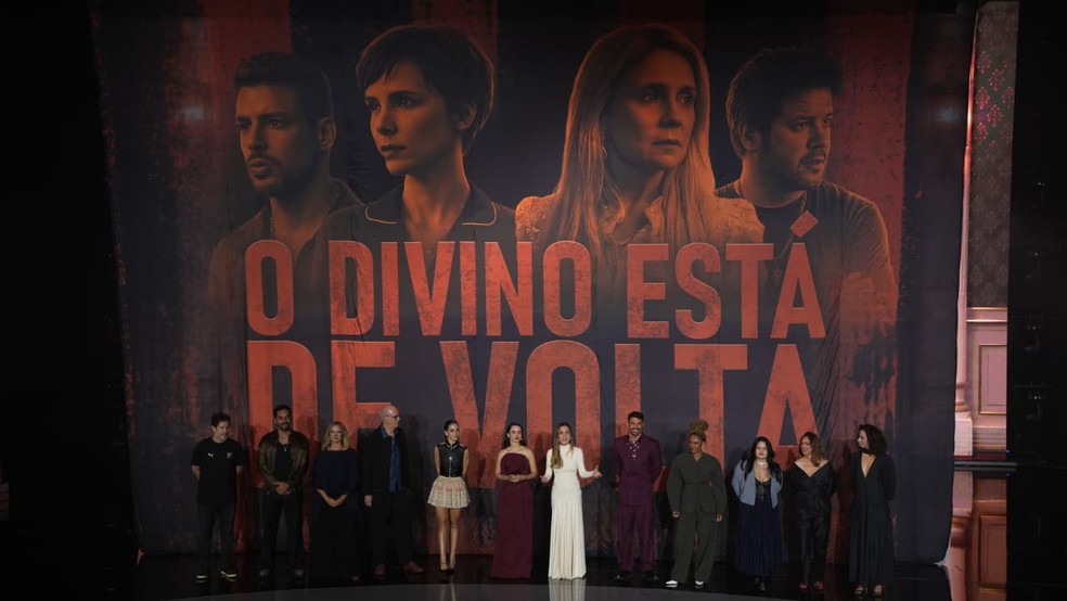 Elenco de Avenida Brasil 2 se reúne pela primeira vez em público — Foto: Maurício Fidalgo/Globo